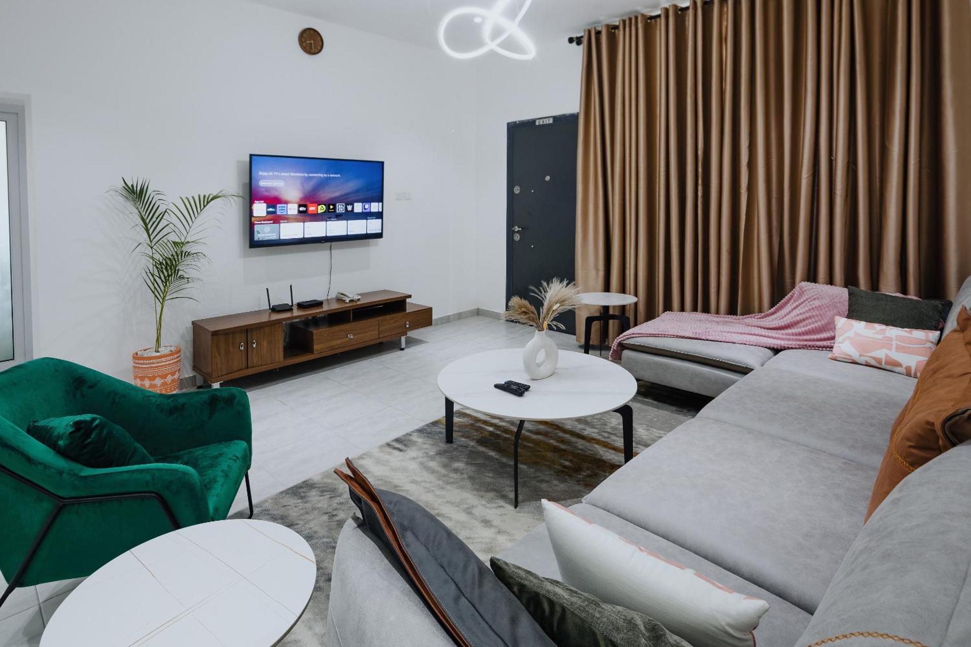 The Avery Apartments At Odomaa Place B, East Airport Acra Exterior foto